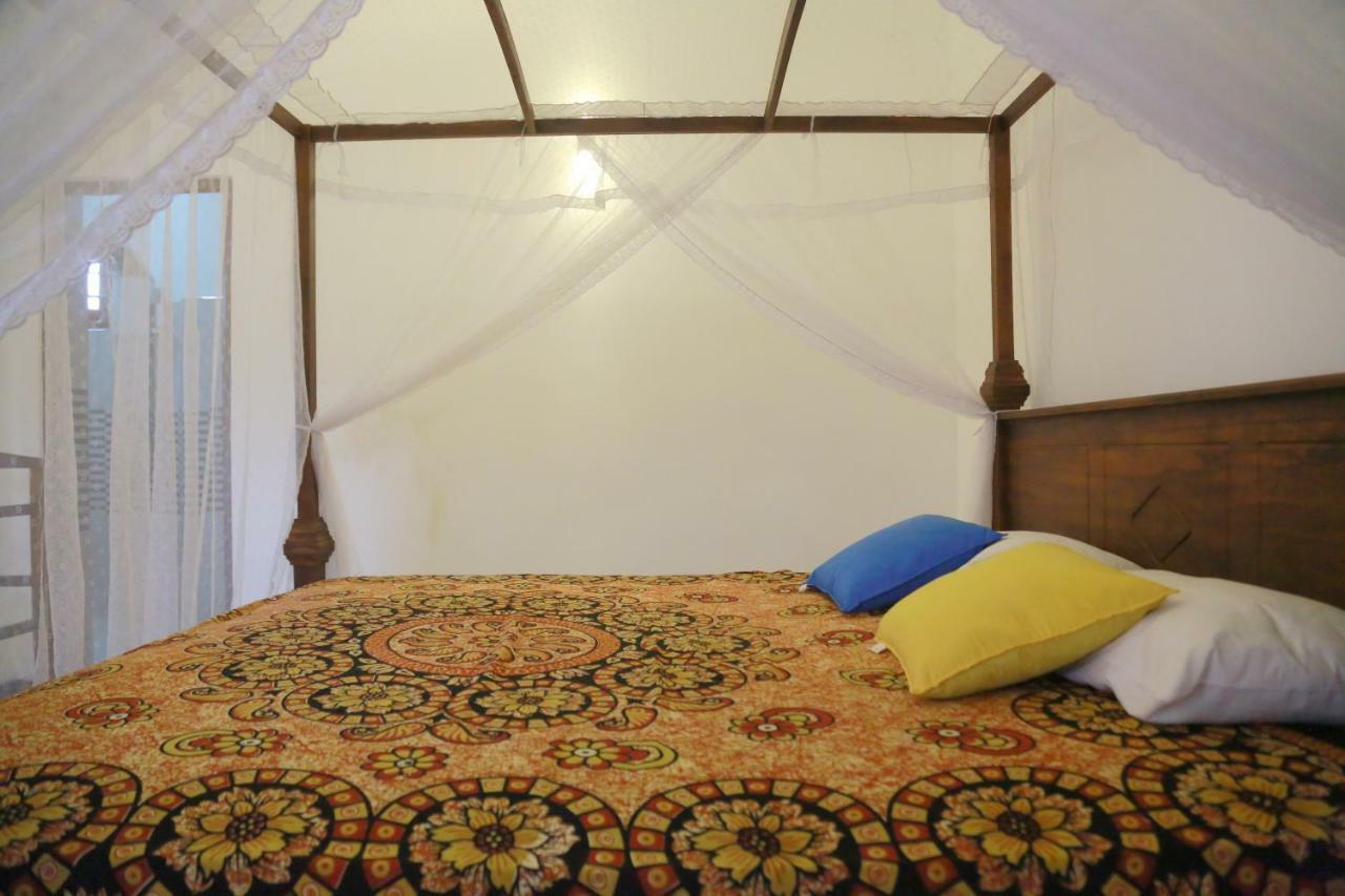Gihan Guesthouse Mirissa Eksteriør bilde